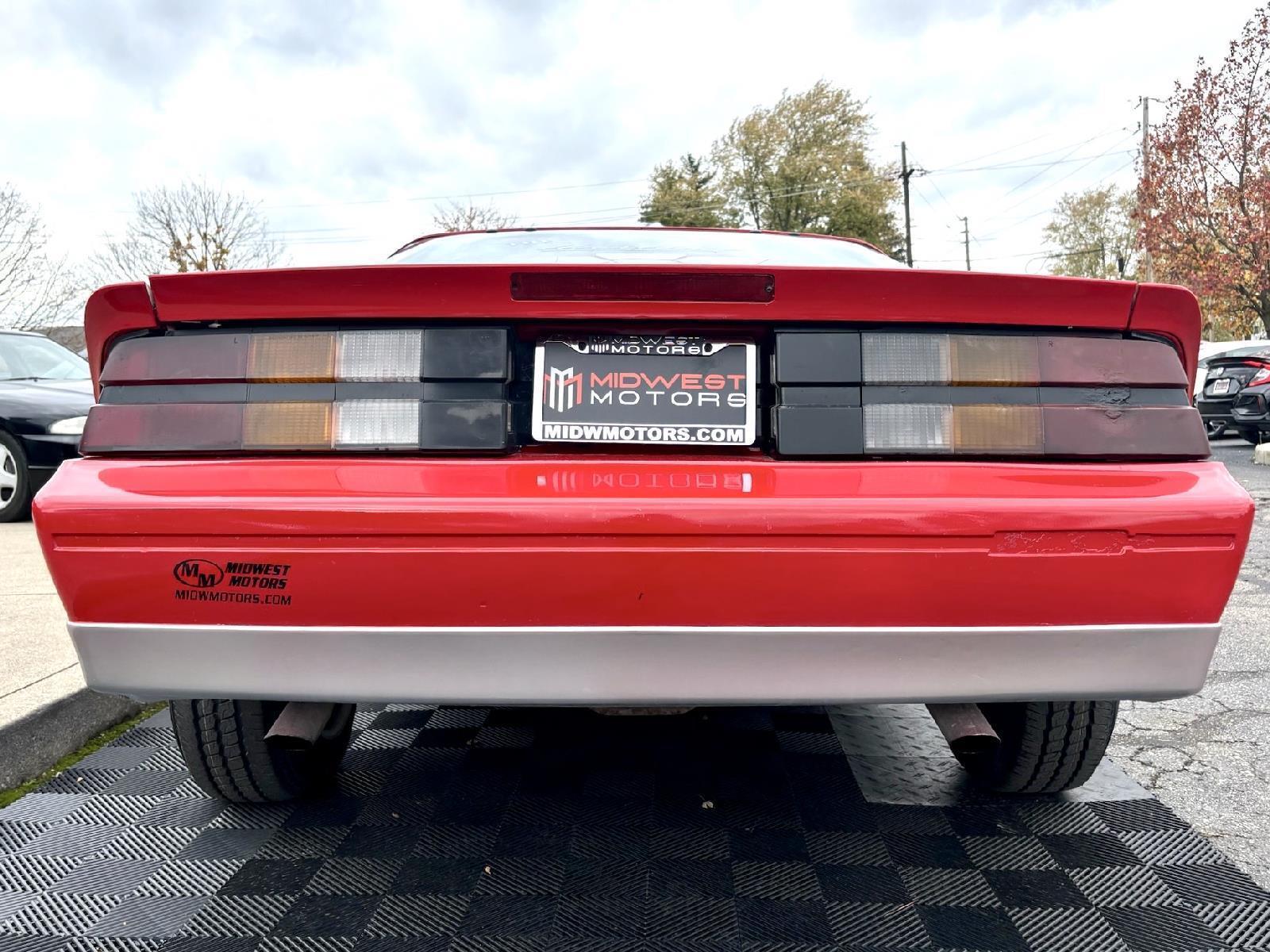 Chevrolet-Camaro-1988-4