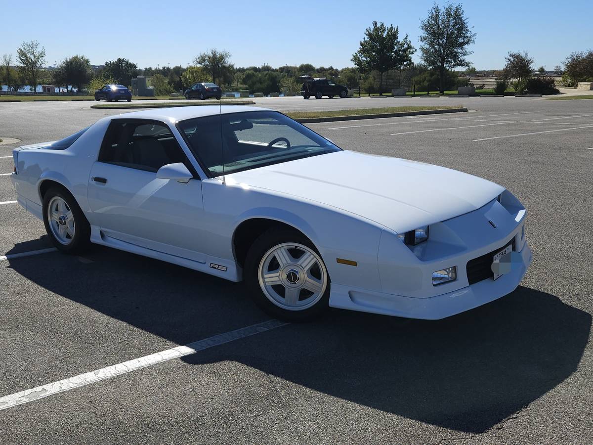 Chevrolet-Camaro-1992-18