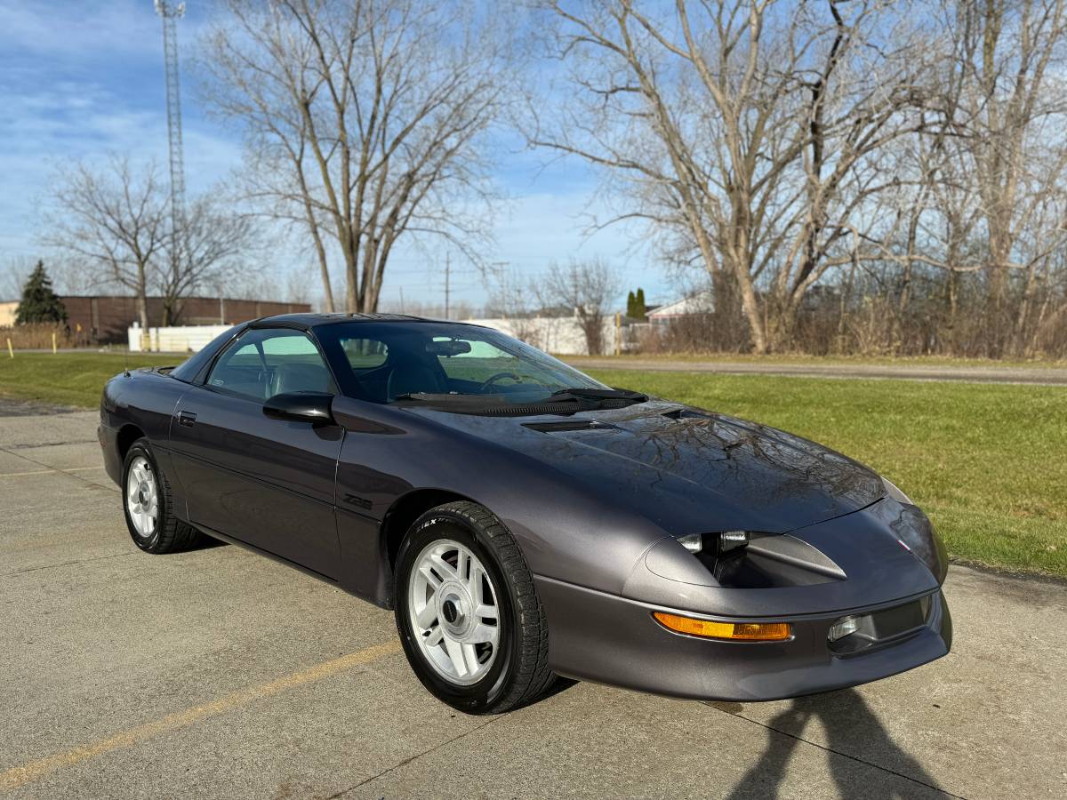 Chevrolet-Camaro-1994-1