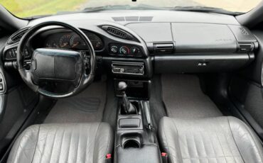 Chevrolet-Camaro-1994-12