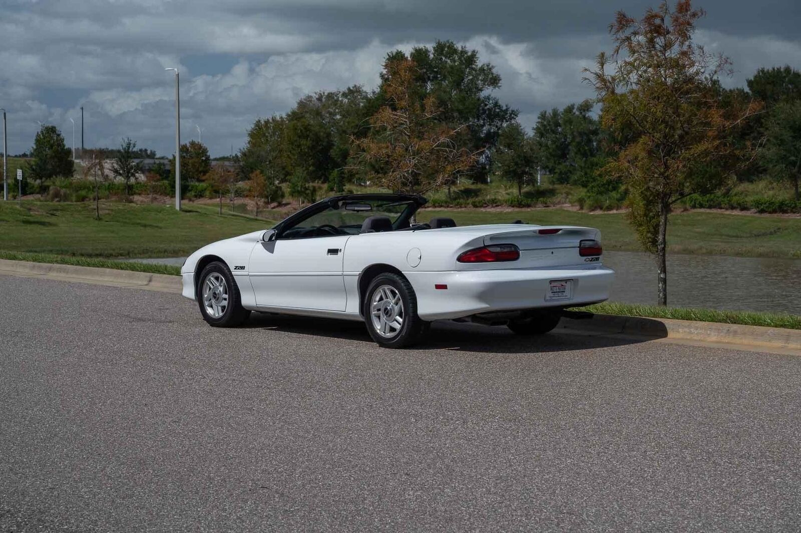 Chevrolet-Camaro-1995-3