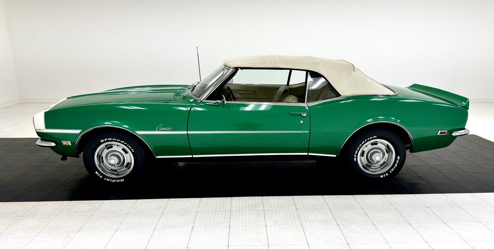 Chevrolet-Camaro-Cabriolet-1968-2