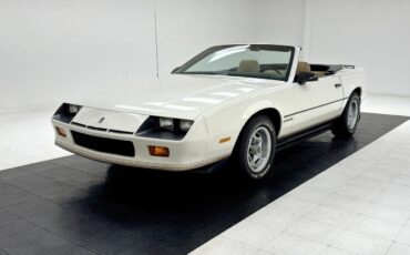 Chevrolet-Camaro-Cabriolet-1987-1