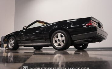 Chevrolet-Camaro-Cabriolet-1987-27