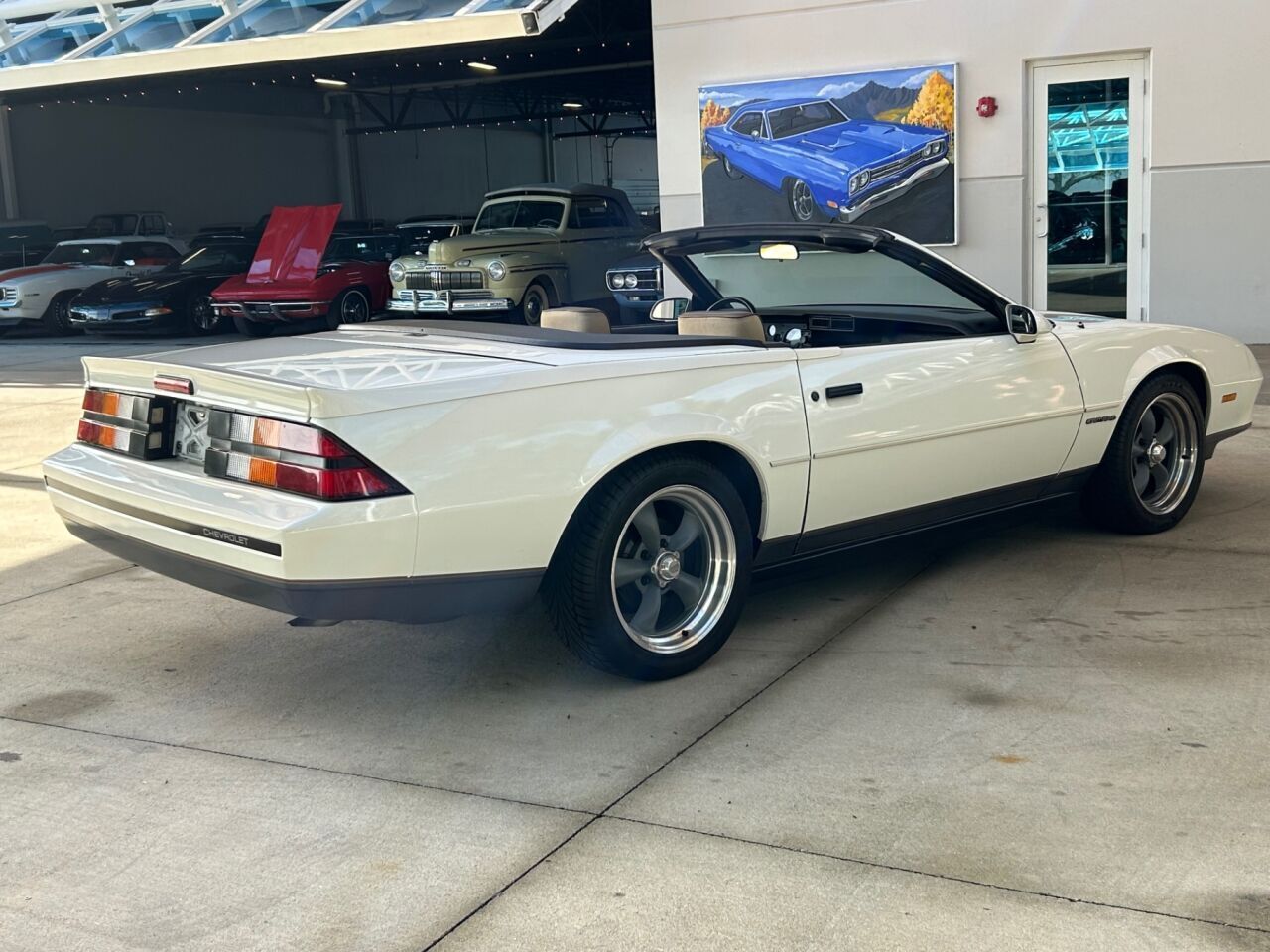 Chevrolet-Camaro-Cabriolet-1987-4