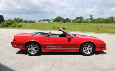 Chevrolet-Camaro-Cabriolet-1988-8