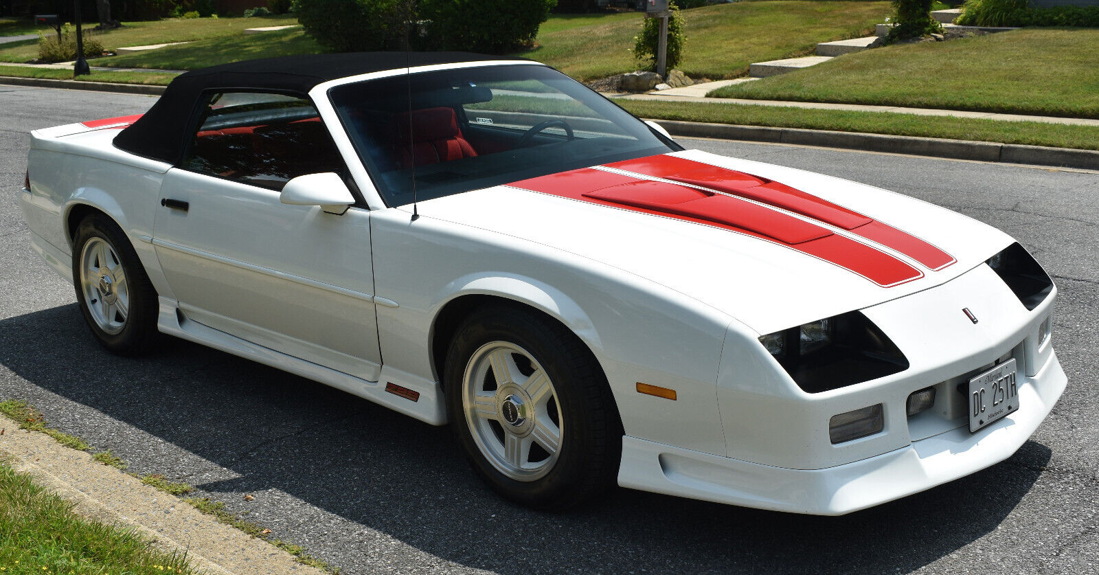 Chevrolet-Camaro-Cabriolet-1992-11