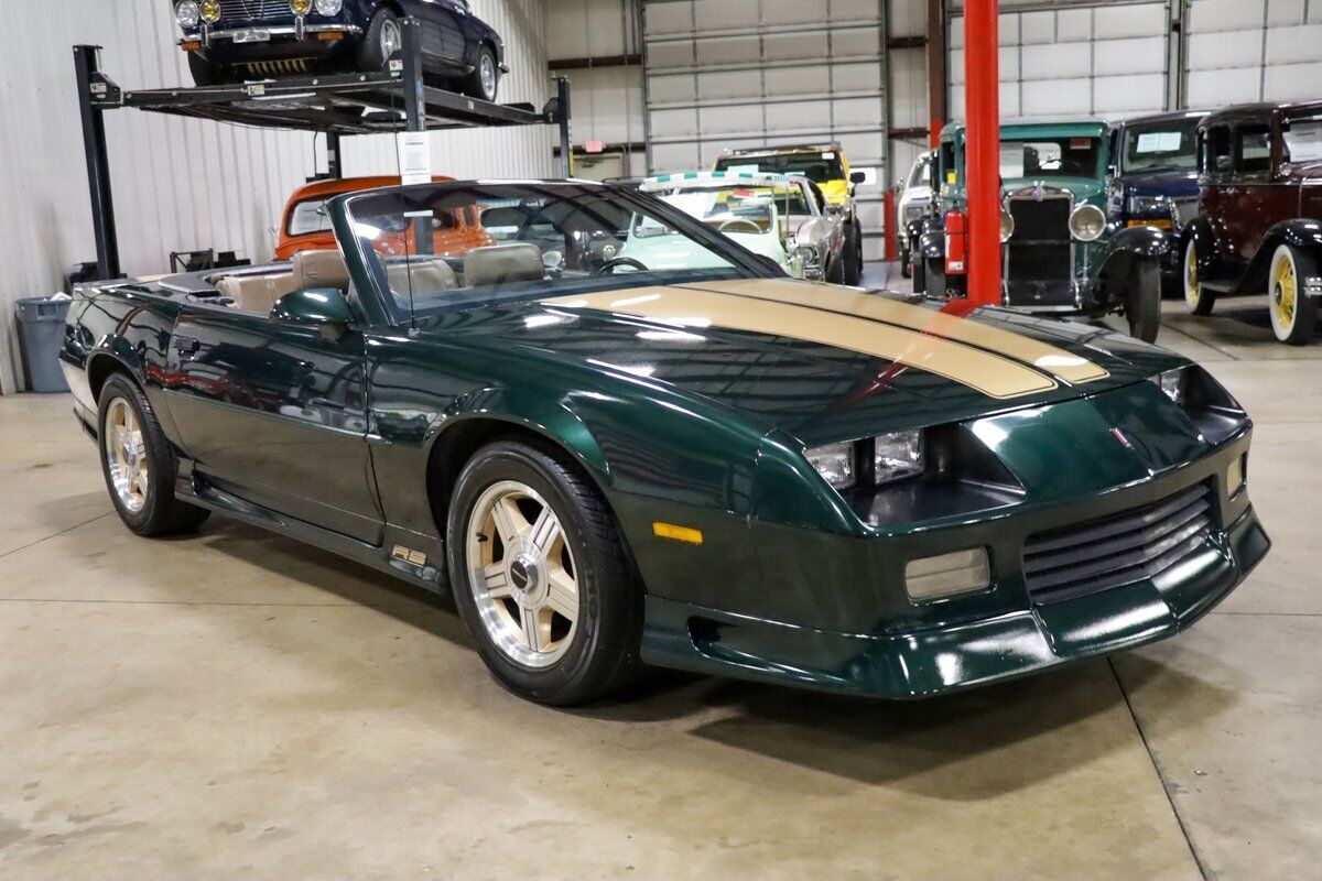 Chevrolet-Camaro-Cabriolet-1992-11