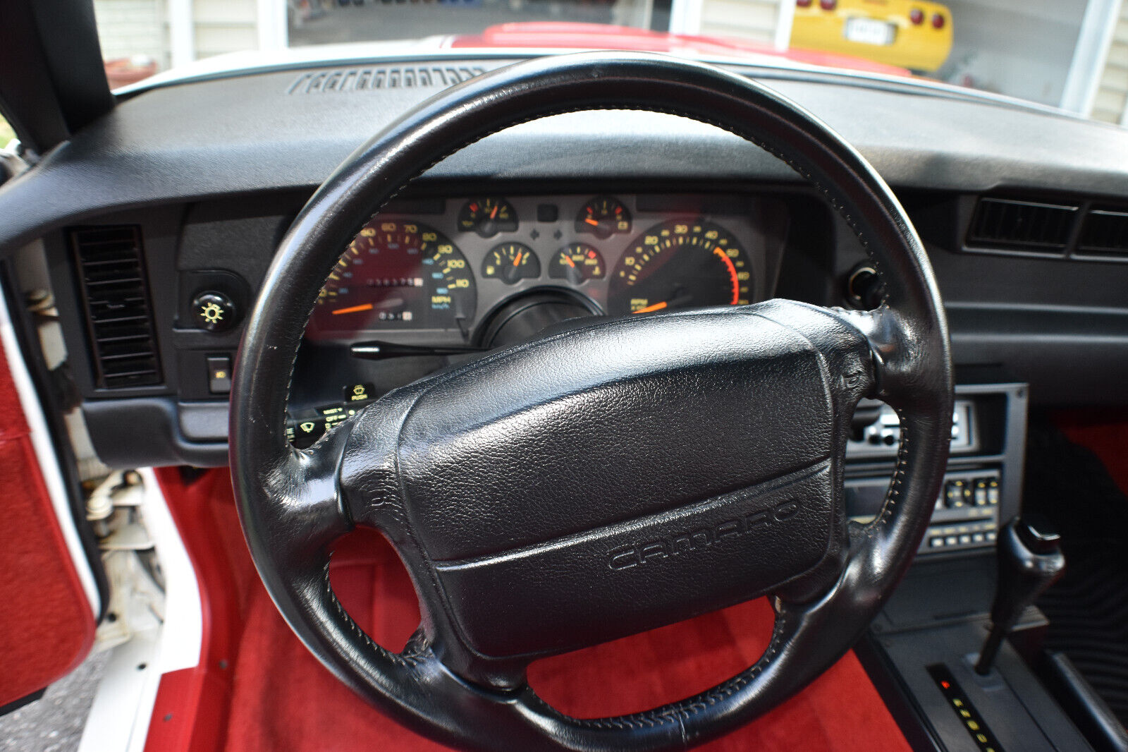 Chevrolet-Camaro-Cabriolet-1992-17