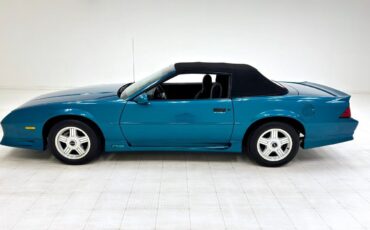 Chevrolet-Camaro-Cabriolet-1992-2