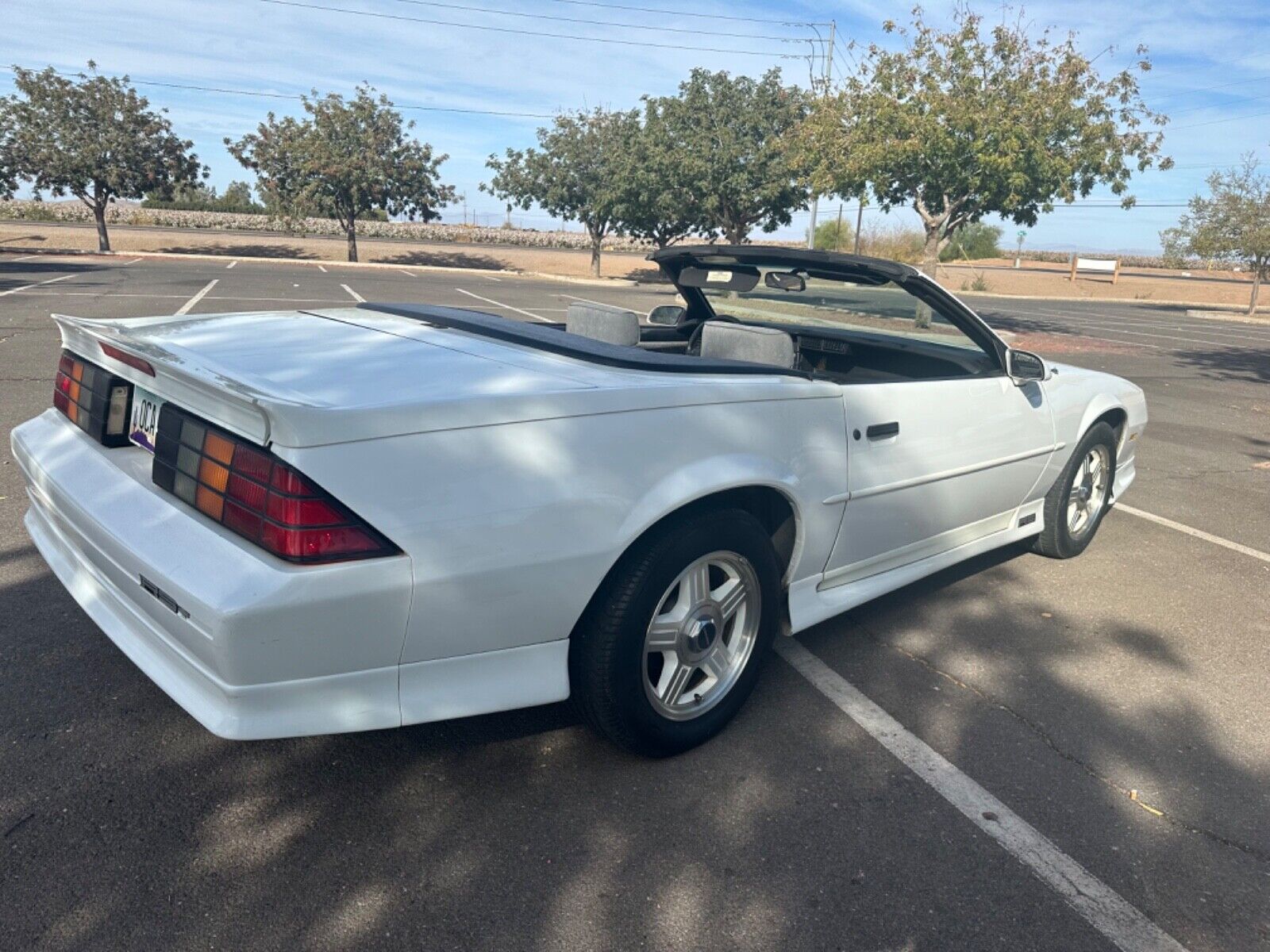 Chevrolet-Camaro-Cabriolet-1992-3