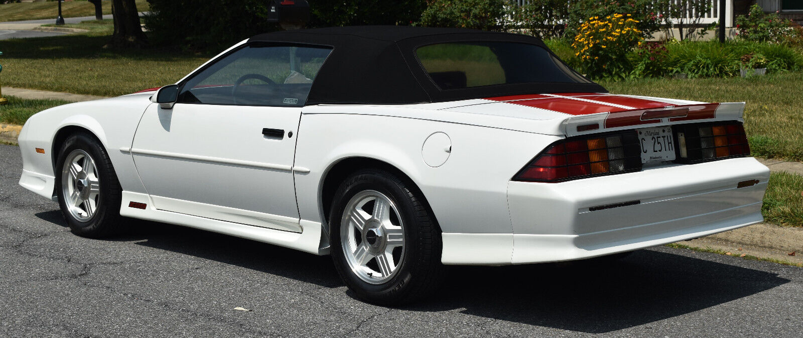 Chevrolet-Camaro-Cabriolet-1992-3