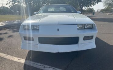 Chevrolet-Camaro-Cabriolet-1992-4