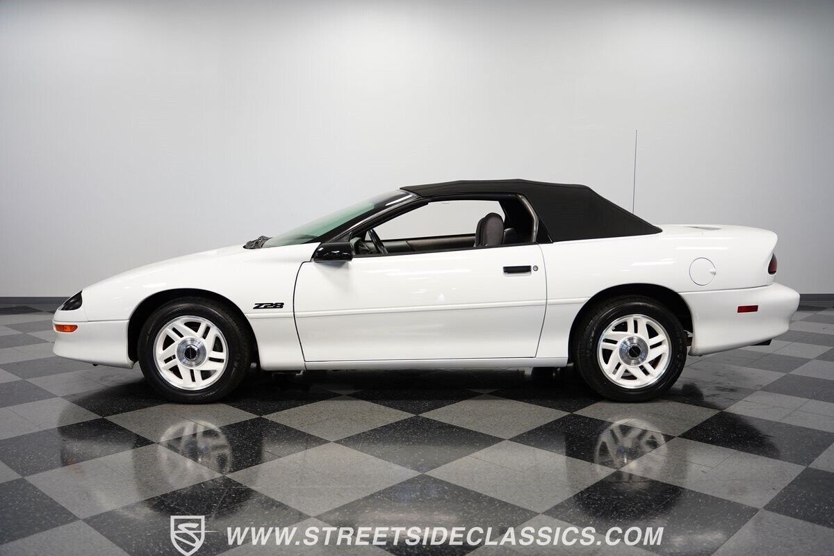 Chevrolet-Camaro-Cabriolet-1994-2