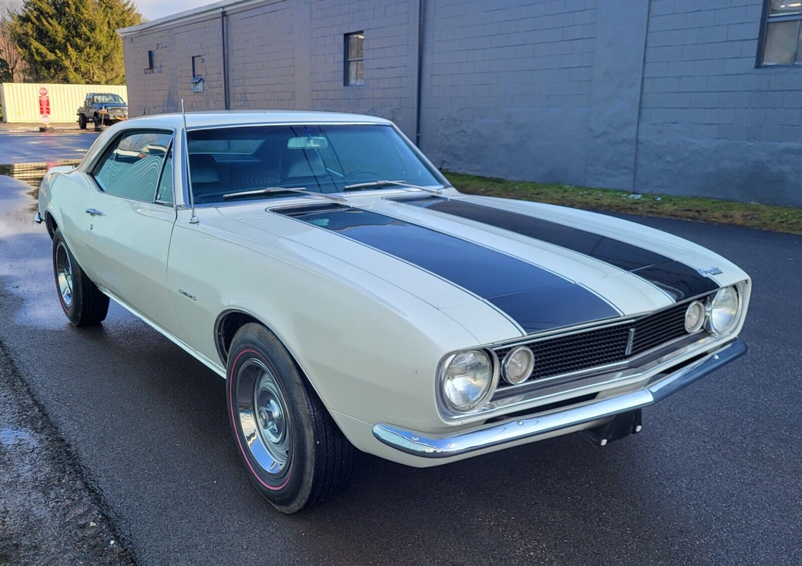 Chevrolet-Camaro-Coupe-1967-1