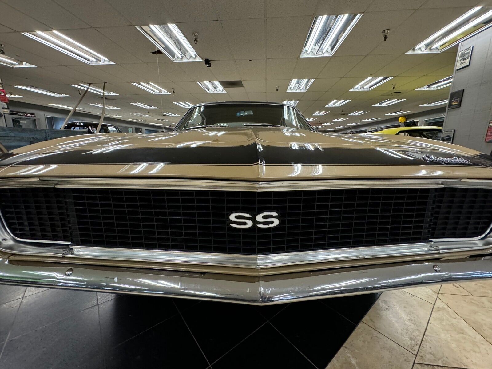 Chevrolet-Camaro-Coupe-1967-14