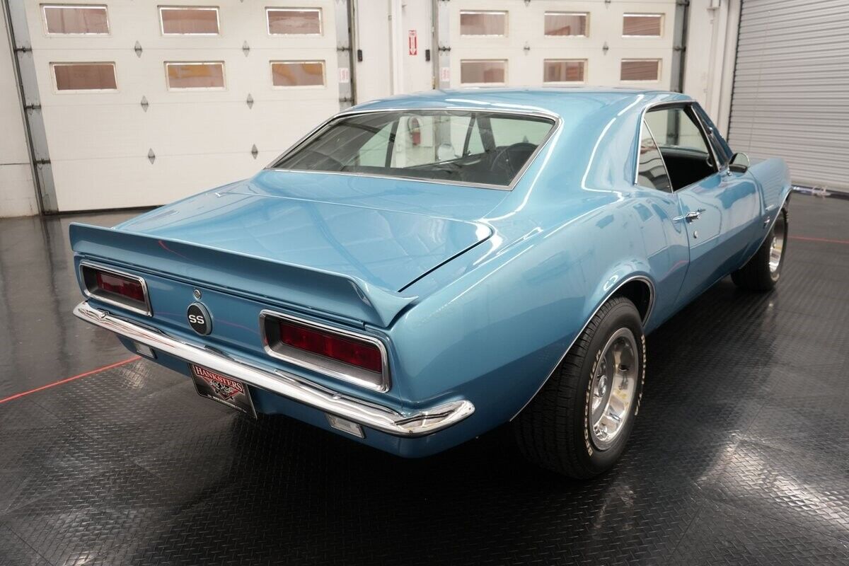 Chevrolet-Camaro-Coupe-1967-15