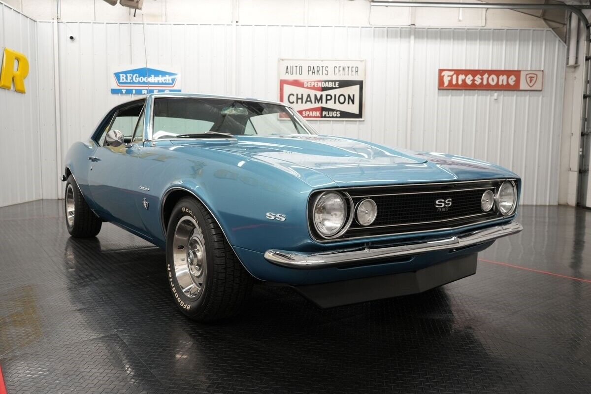 Chevrolet-Camaro-Coupe-1967-22