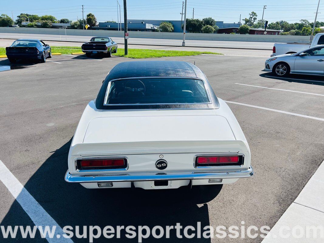 Chevrolet-Camaro-Coupe-1967-3