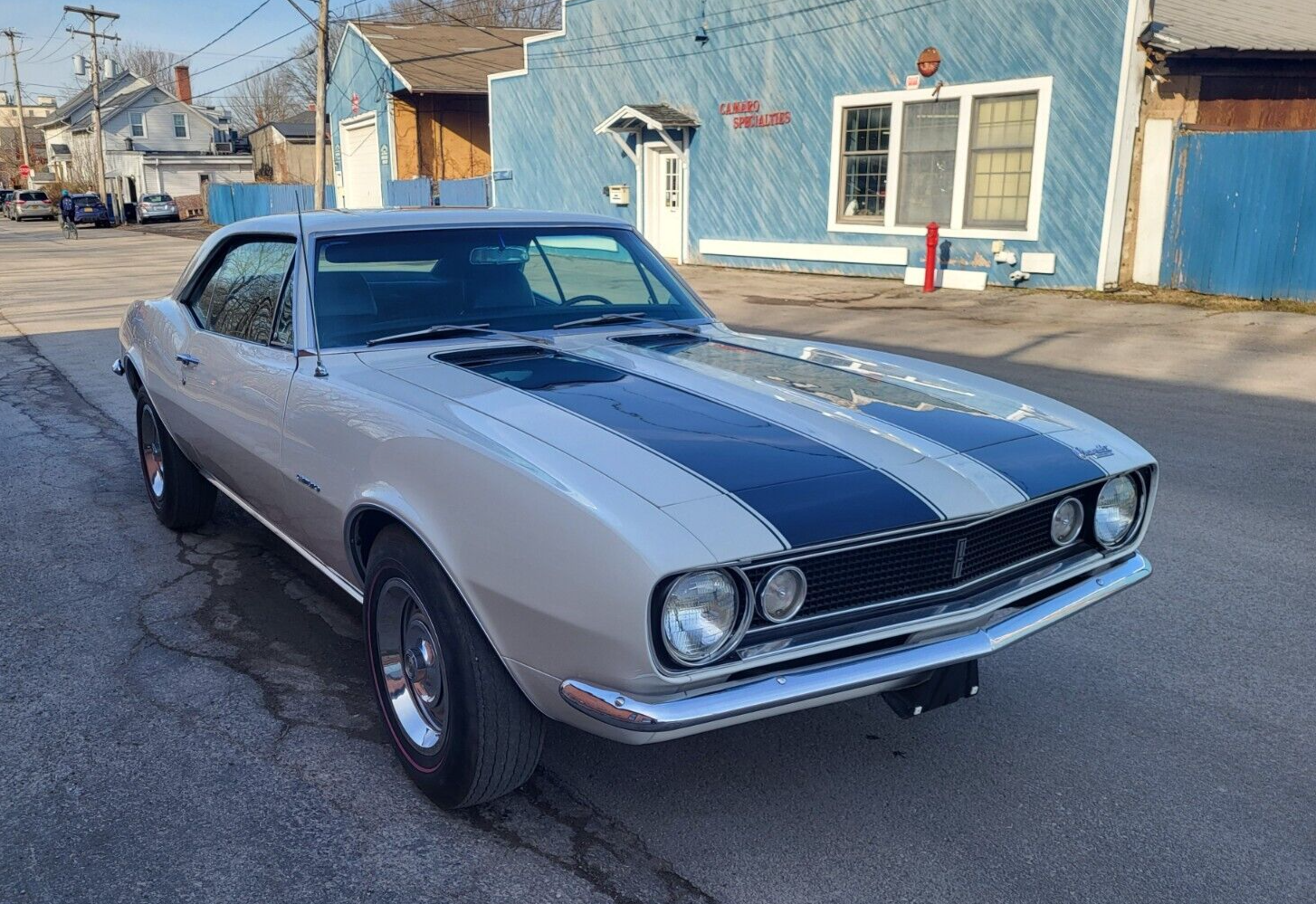 Chevrolet-Camaro-Coupe-1967-3