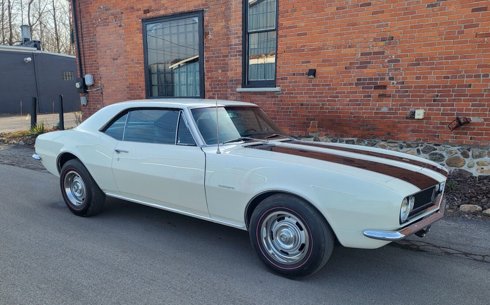 Chevrolet-Camaro-Coupe-1967-5