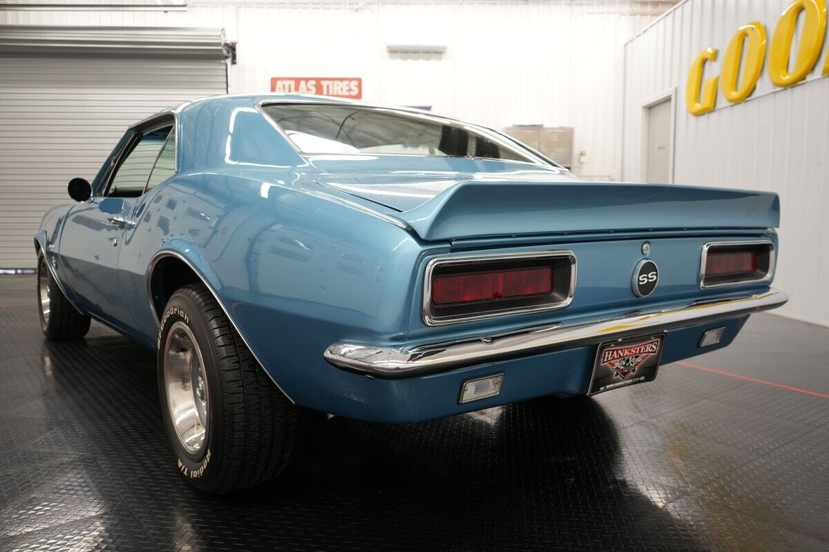 Chevrolet-Camaro-Coupe-1967-7