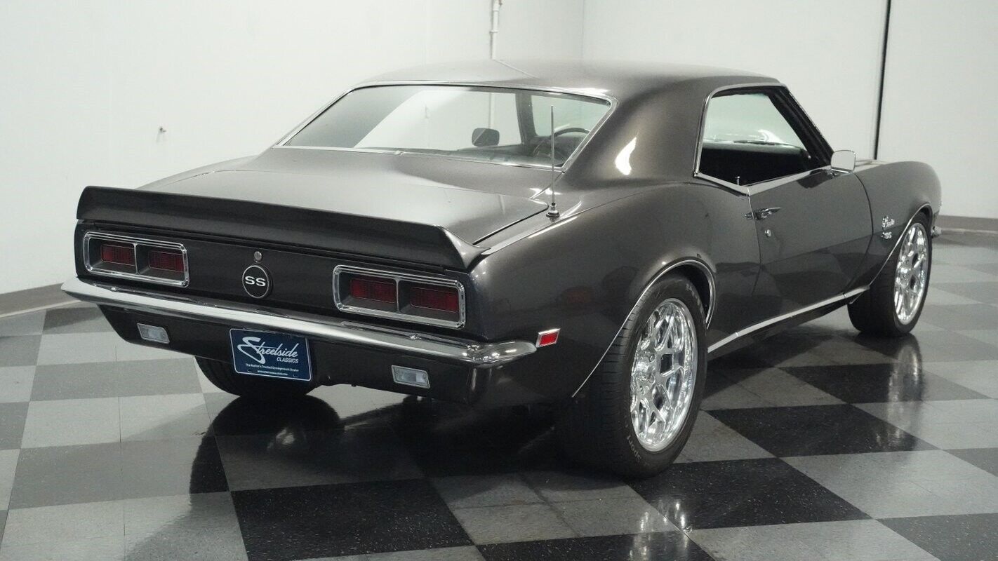 Chevrolet-Camaro-Coupe-1968-10