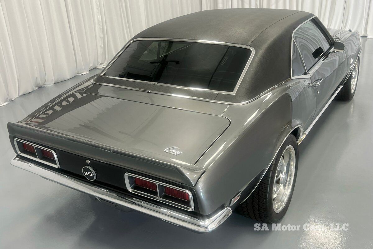 Chevrolet-Camaro-Coupe-1968-26