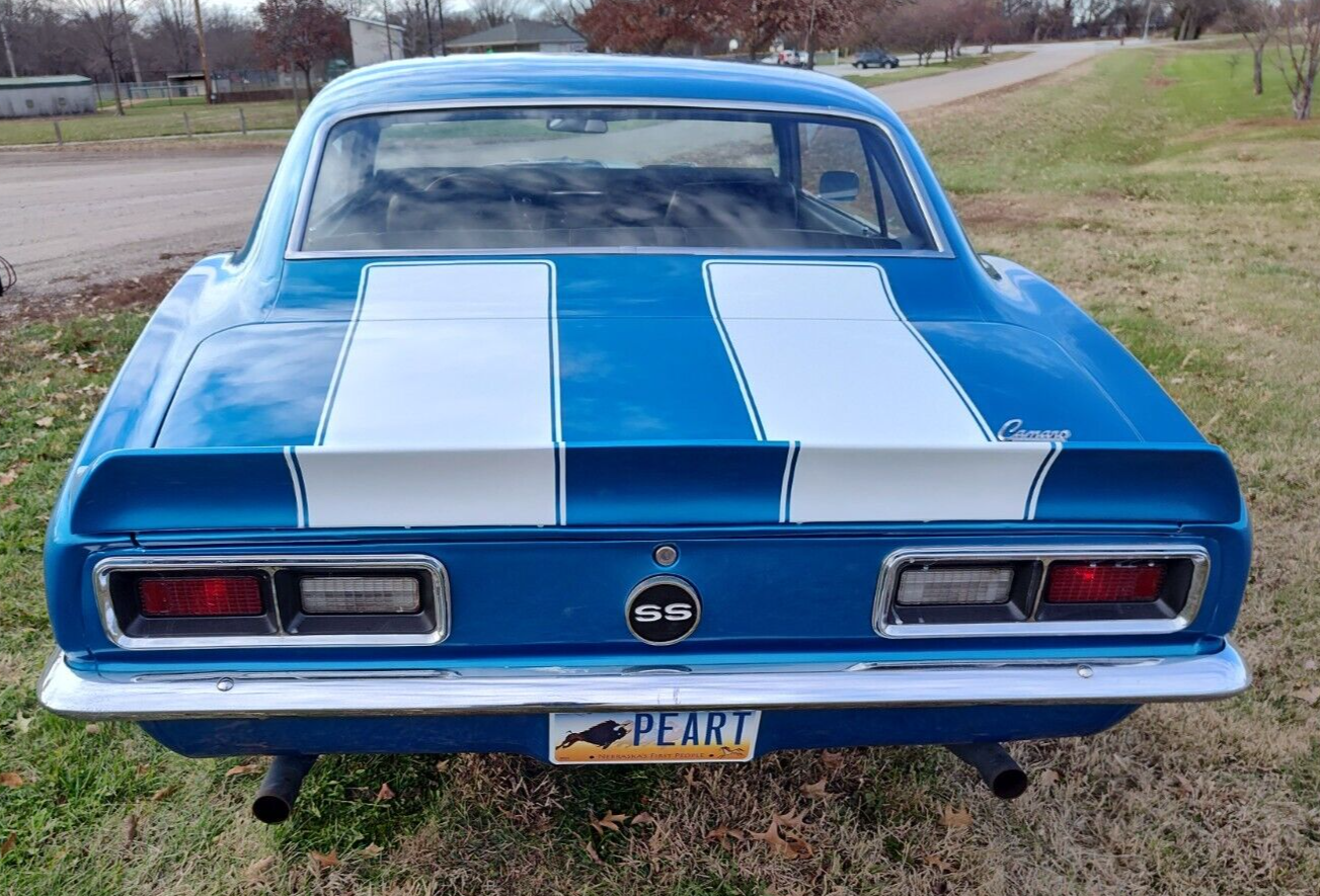 Chevrolet-Camaro-Coupe-1968-3