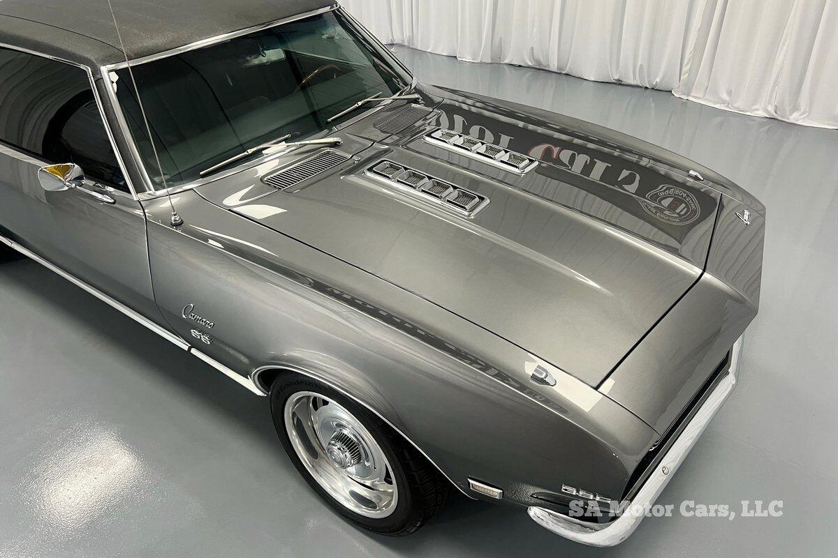 Chevrolet-Camaro-Coupe-1968-35