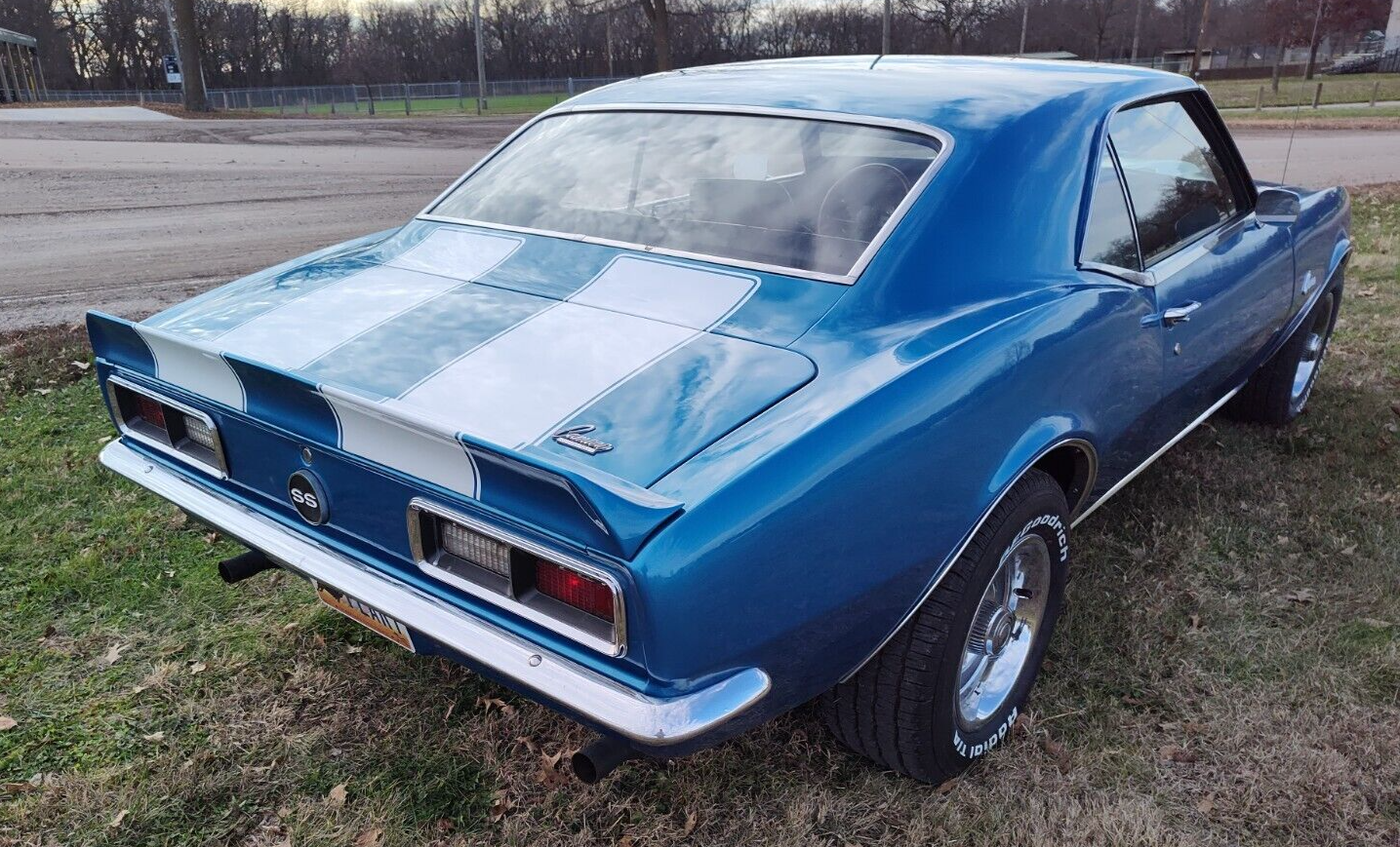 Chevrolet-Camaro-Coupe-1968-4