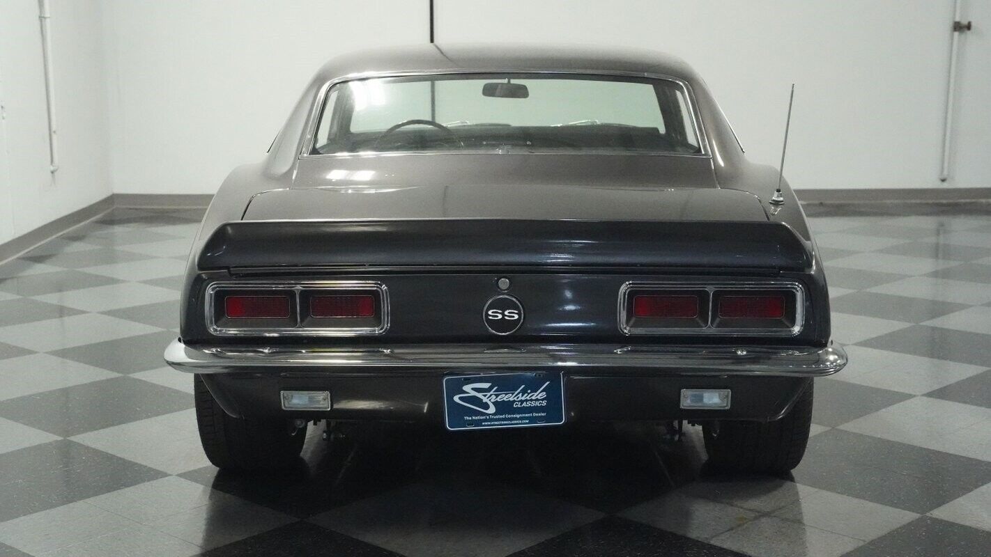 Chevrolet-Camaro-Coupe-1968-9