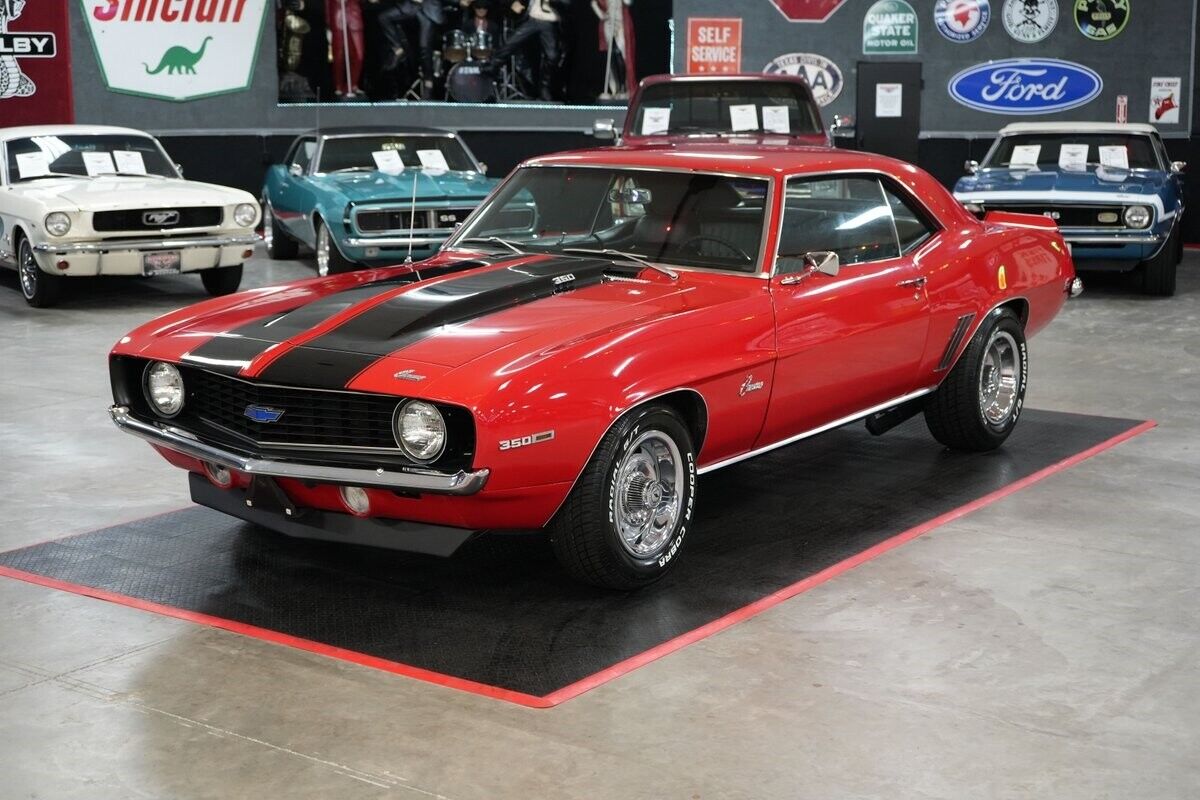 Chevrolet-Camaro-Coupe-1969-1