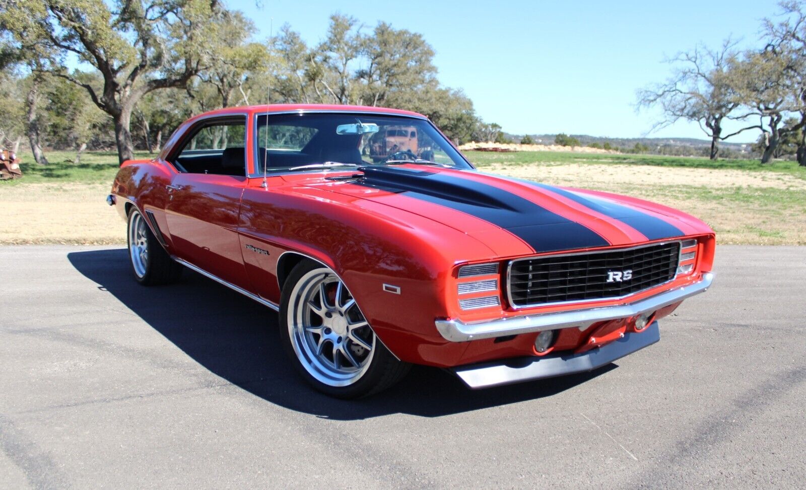 Chevrolet-Camaro-Coupe-1969-1