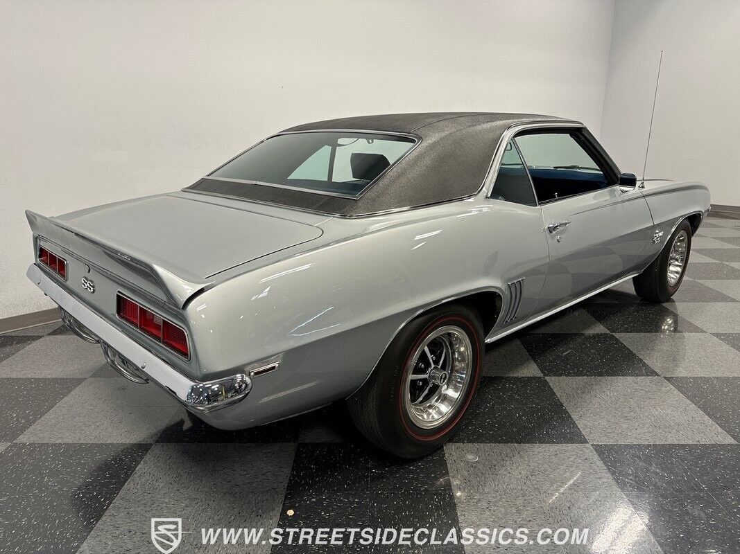 Chevrolet-Camaro-Coupe-1969-10