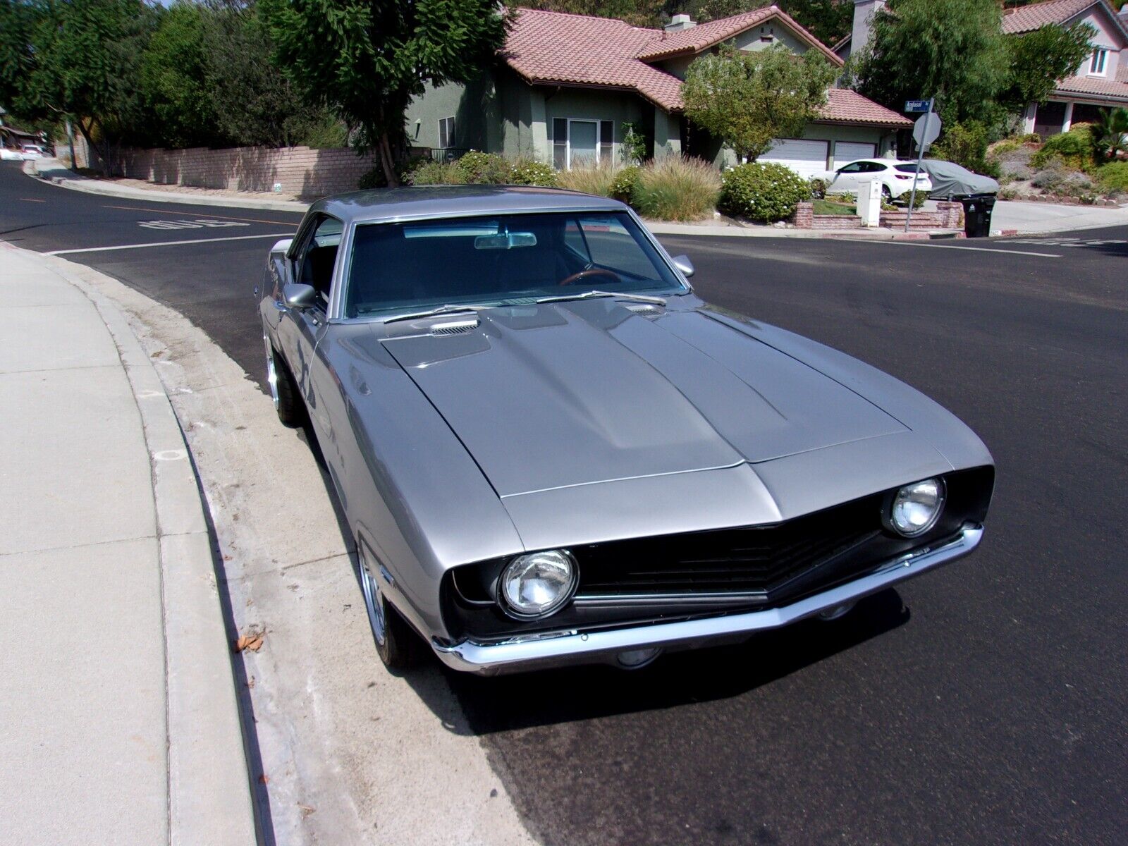 Chevrolet-Camaro-Coupe-1969-19