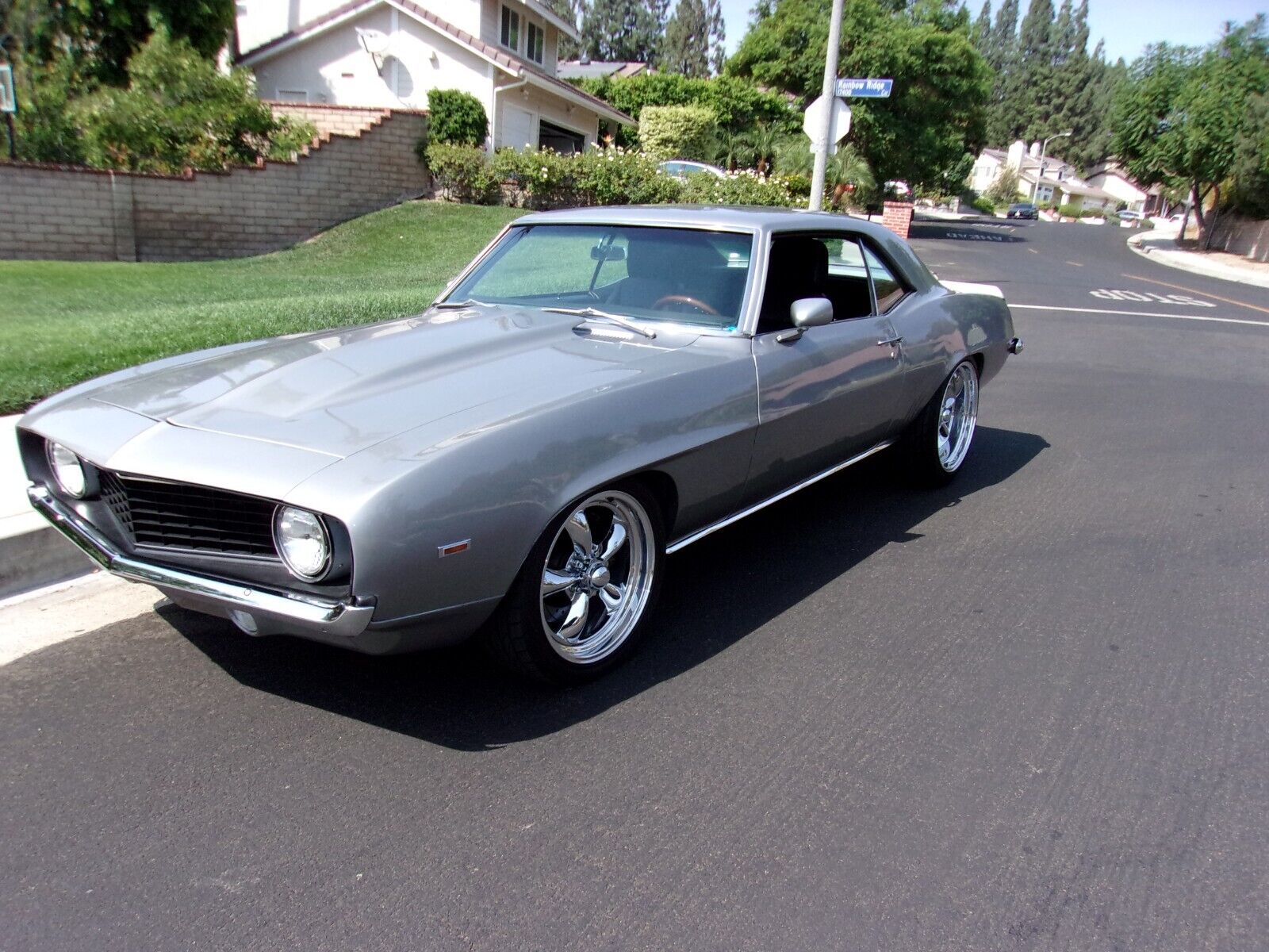 Chevrolet-Camaro-Coupe-1969-21