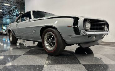 Chevrolet-Camaro-Coupe-1969-29