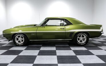 Chevrolet-Camaro-Coupe-1969-3