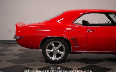 Chevrolet-Camaro-Coupe-1969-32