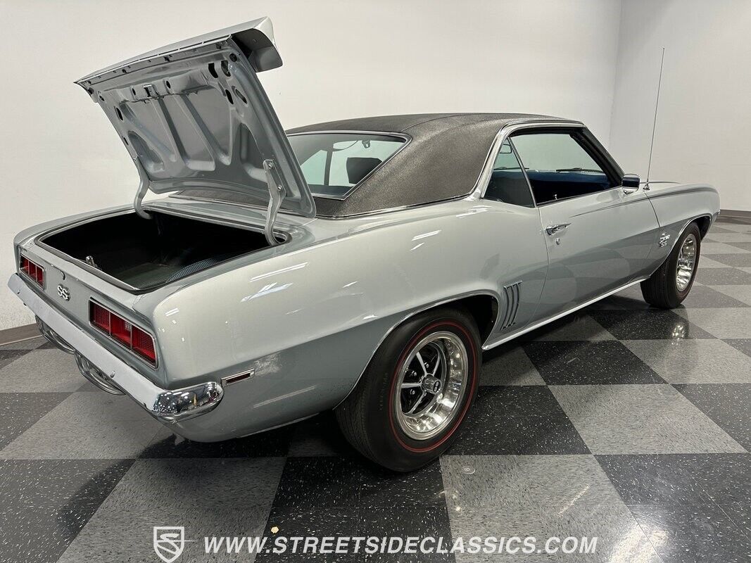 Chevrolet-Camaro-Coupe-1969-34