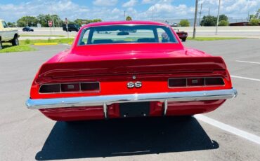 Chevrolet-Camaro-Coupe-1969-5