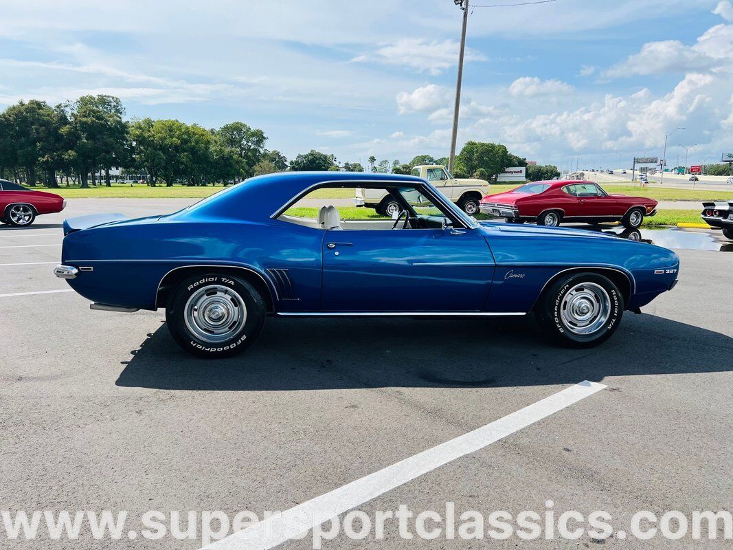 Chevrolet-Camaro-Coupe-1969-5