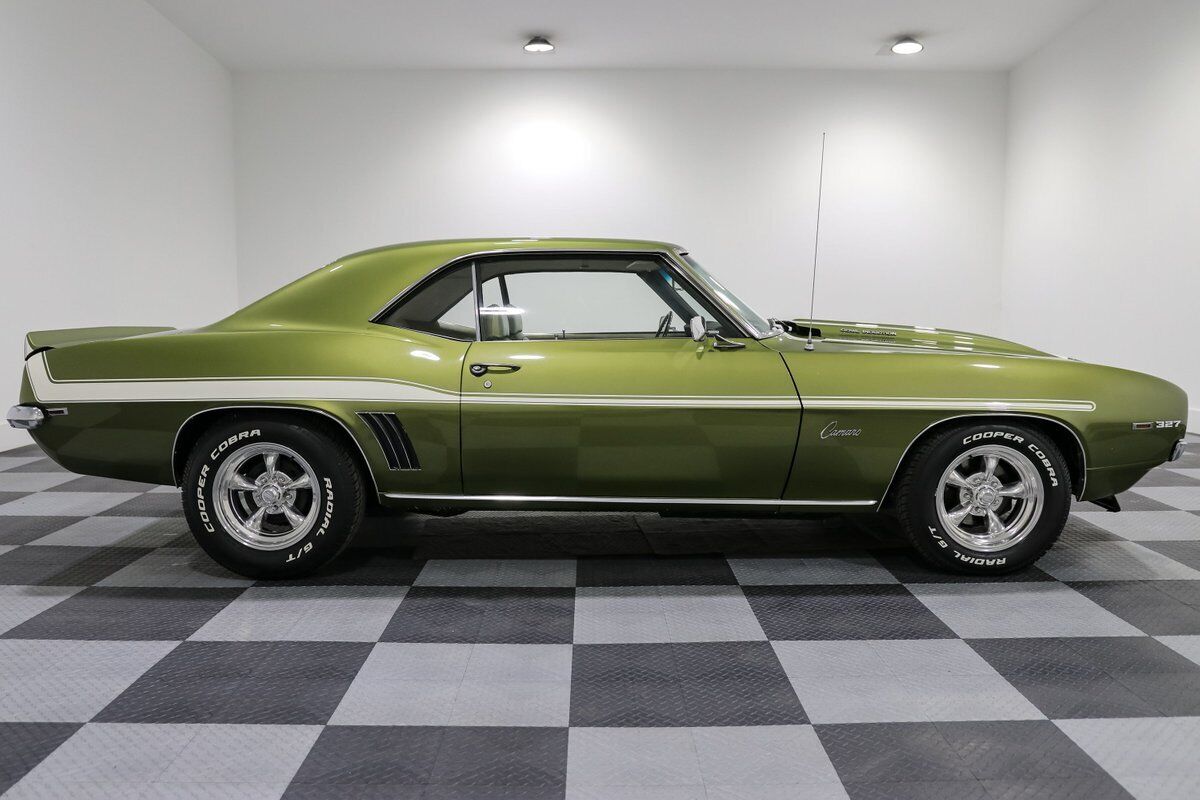 Chevrolet-Camaro-Coupe-1969-7