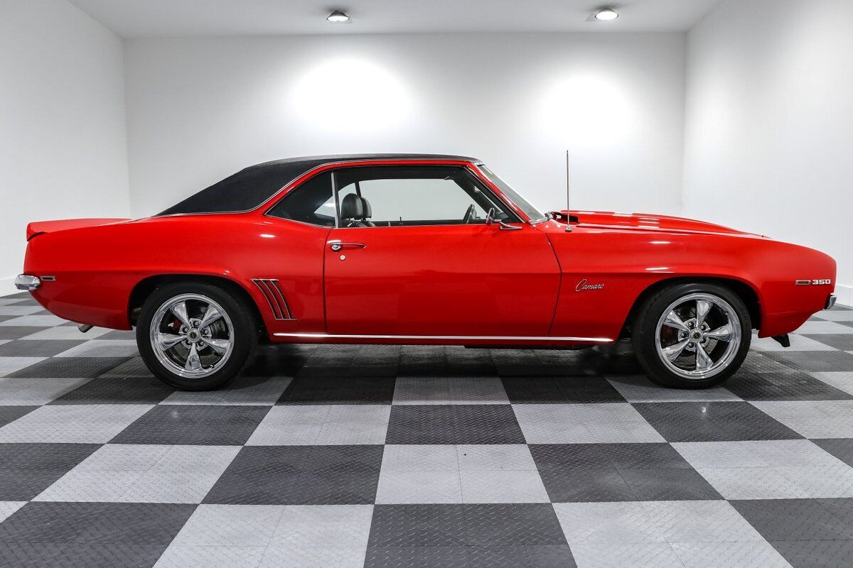 Chevrolet-Camaro-Coupe-1969-7