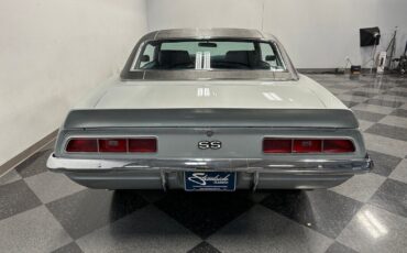 Chevrolet-Camaro-Coupe-1969-8