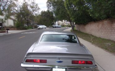 Chevrolet-Camaro-Coupe-1969-9