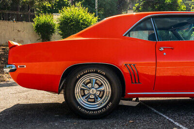 Chevrolet-Camaro-Coupe-1969-9