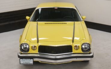 Chevrolet-Camaro-Coupe-1976-3