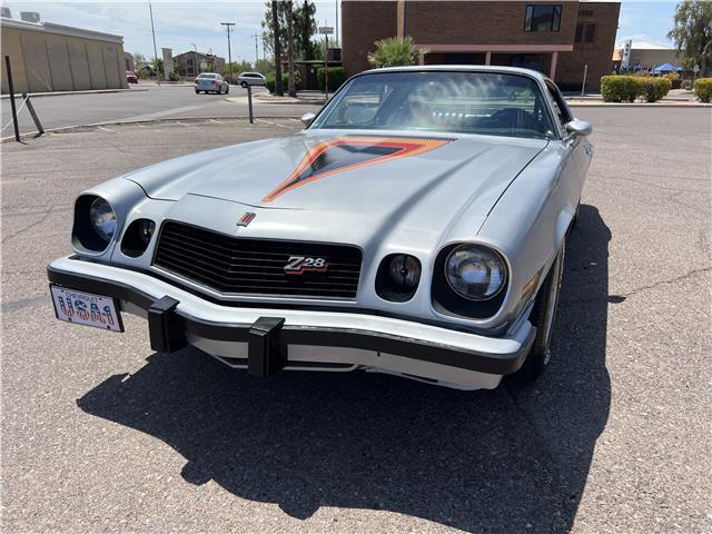 Chevrolet-Camaro-Coupe-1977-2